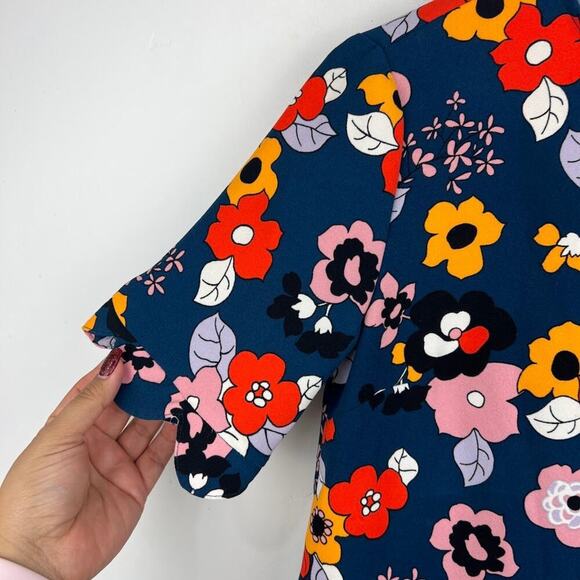 Victoria Beckham for Target Navy Floral Blouse Size xs scalloped hem - Picture 3 of 7